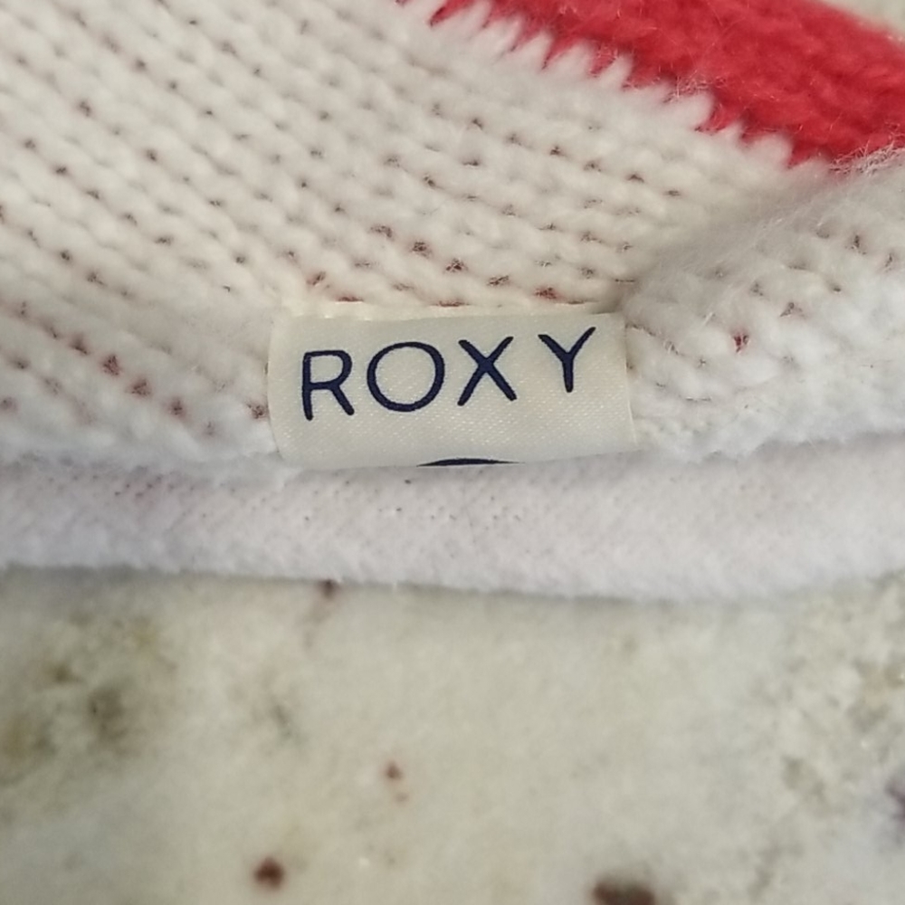 Knitted Roxy Fox Hat - Picture 3 of 6